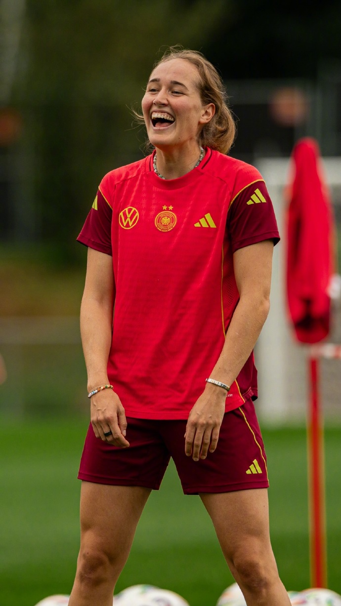 尼日利亚女足对奥地利女足 尼日利亚女足对奥地利女足