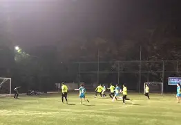 帽子戏法是足球运动中的1名球员独中几球的术语